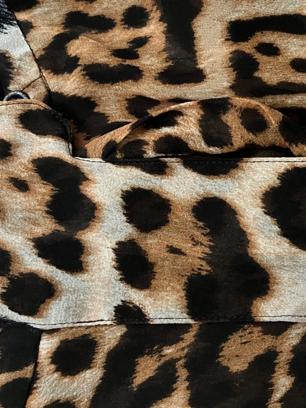 YvesSaintLaurent Animal print Silk Skirt - Picture 2 of 13